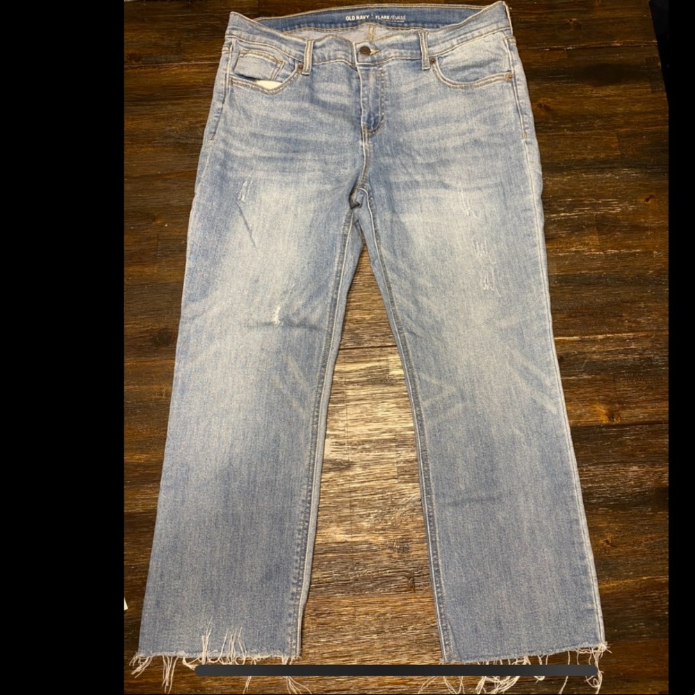 Old Navy cut off flare